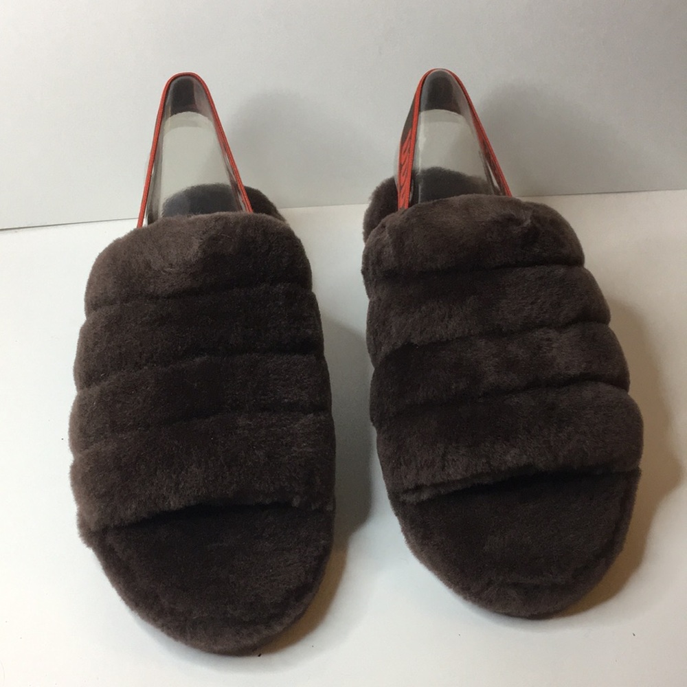 Women’s UGG FLUFF YEAH BURNT CEDAR, size 8, NWB